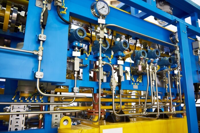 The gas-oil heat exchanger works with heat transfer oils
